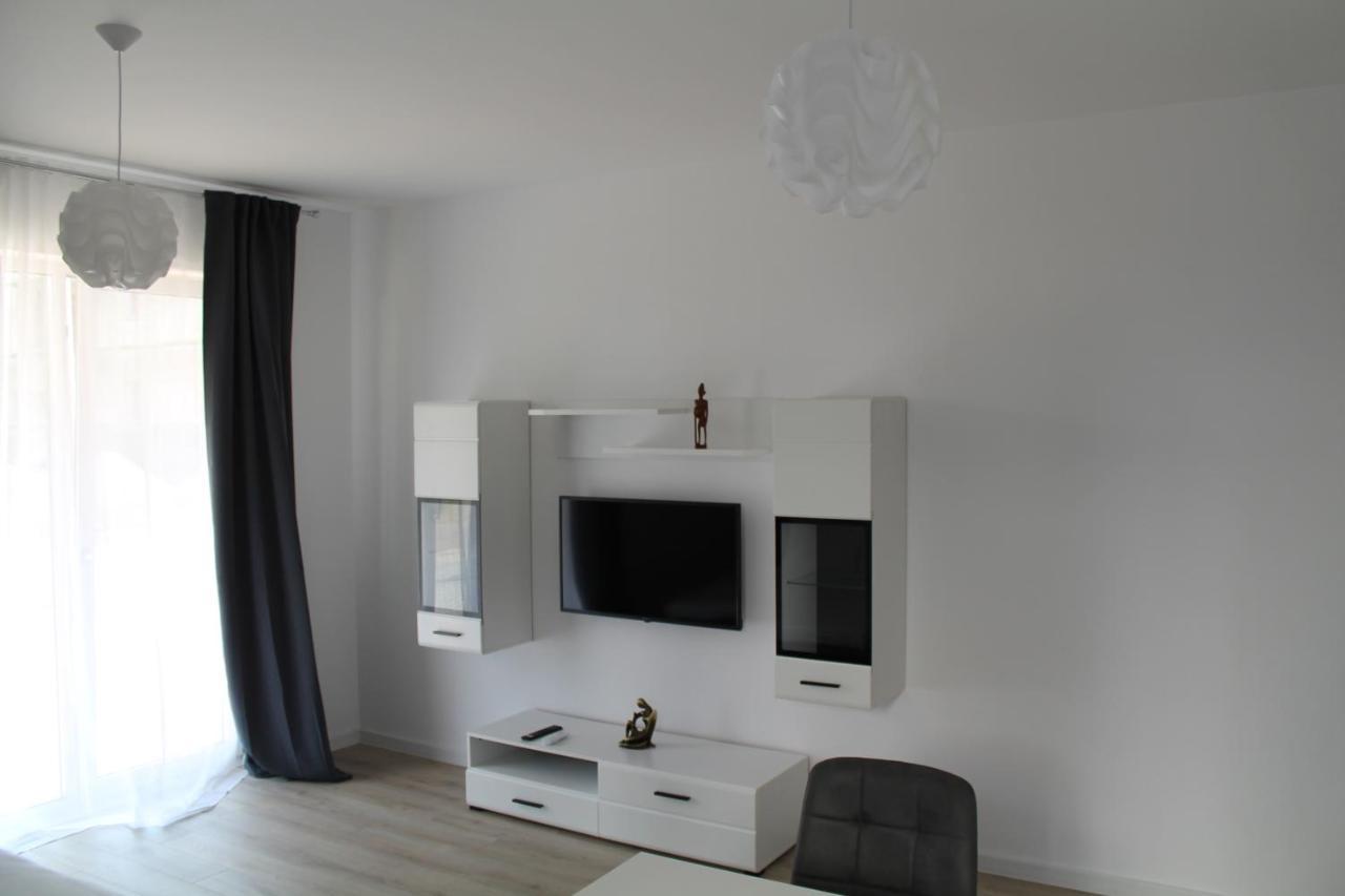 Visaj Homes Giroc Екстериор снимка
