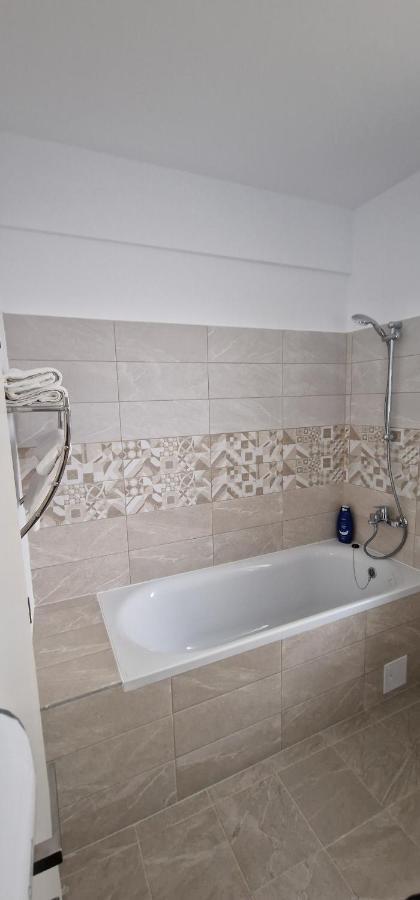 Visaj Homes Giroc Екстериор снимка
